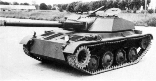 the-french-amx-elc-light-tank.jpg