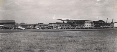 AW.52 landing at Farnborough.jpg