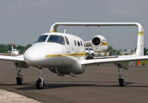 Adamjet-03.jpg