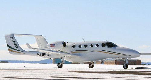 Adamjet-05.jpg