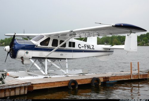 MH-1521_Broussard_floats_01.jpg