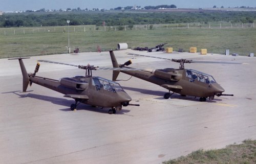 zBell Helicopter YAH-63 pair.jpg