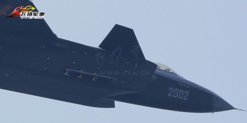 J-20 2002 pylon clear.jpg