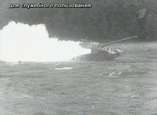 Tank_with_rockets_2.jpg