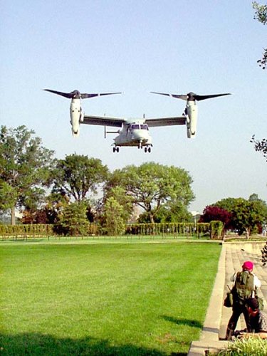 MV-22_tilt land.jpg