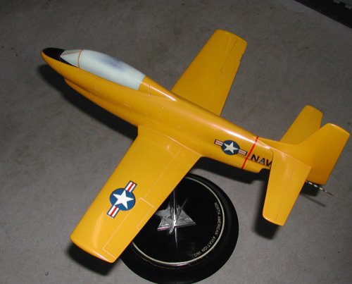 NAA T-28 Jet trainer model - 2.jpg