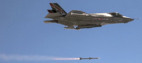 F35AAIM120.jpg