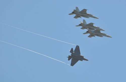 F35CVFA101.jpg