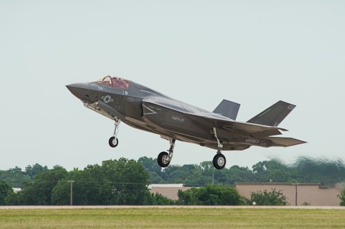 F35BBF29.jpg