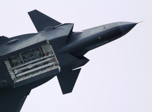 J-20 2002 - 2.7.13 main bay open 11 fine 2.jpg