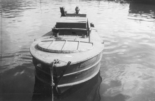 suicboat03.jpg