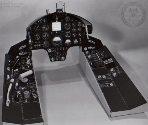 cockpit-portable-display1-a4d-douglas-el-segundo.jpg