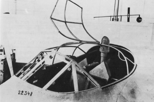Me 329 cockpit 1.jpg