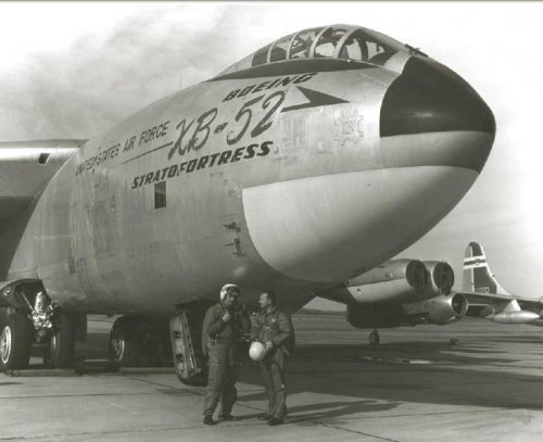 XB-52_6-1.jpg