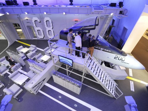 f-18-cockpit-mockup.jpg