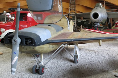 Lohr Deltaflugzeug Left Nose .jpg