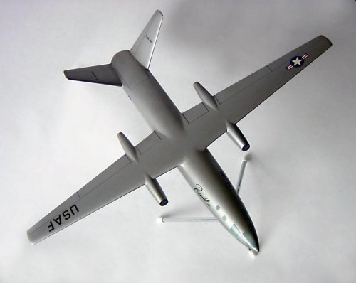 Republic V-tail Airliner 03.jpg