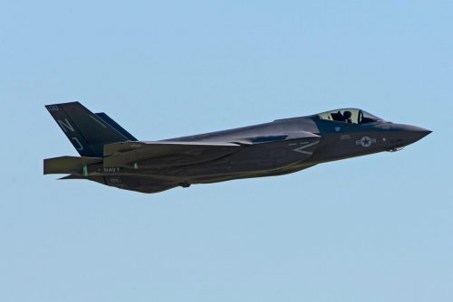 F35CCF10.jpg