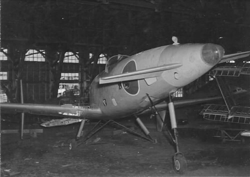 MXY6_glider_captured_atsugi_1945-NA.jpg