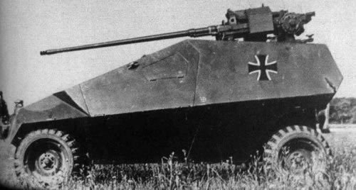 Kraka_armoured_01.jpg