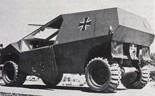 Kraka_armoured_02.jpg