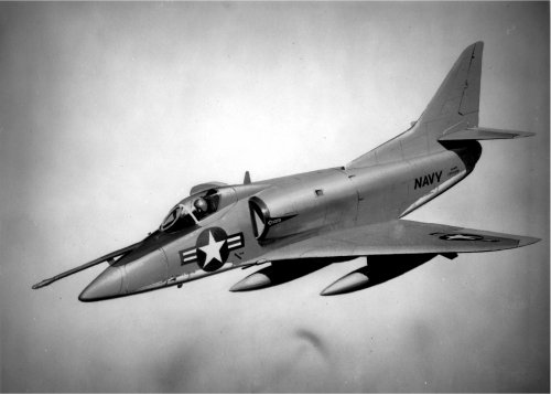 Drawing_of_proposed_A4D-3_Skyhawk_all-weather_attack_variant_1957.jpg