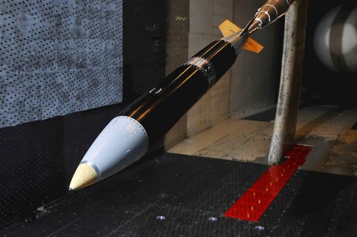 B61-12-wind tunnel model-Feb2014.jpg