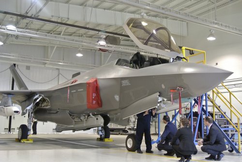 F35AJSM3.jpg