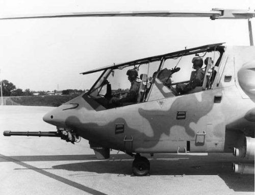 kampfhubschrauber-Bell YAH-63-boden-seite.jpg.4473484.jpg