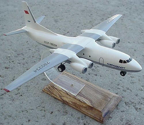 Antonov_An-50_scale_1-150_model.jpg