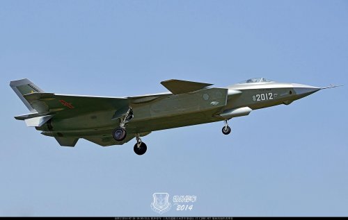 J-20 2012 maiden flight 26.7.14 - 4 best.jpg