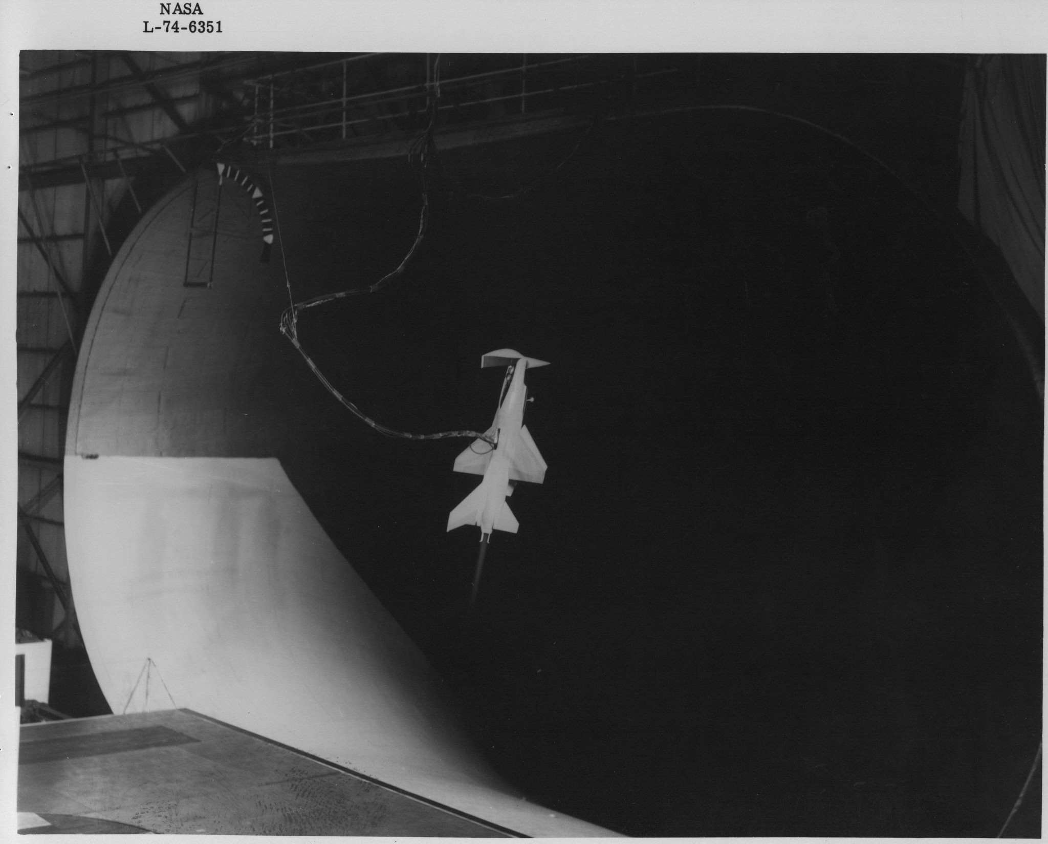 b-28509.jpg