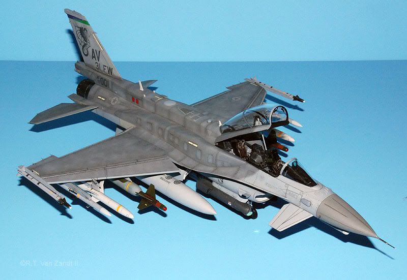 F16GSF09.jpg