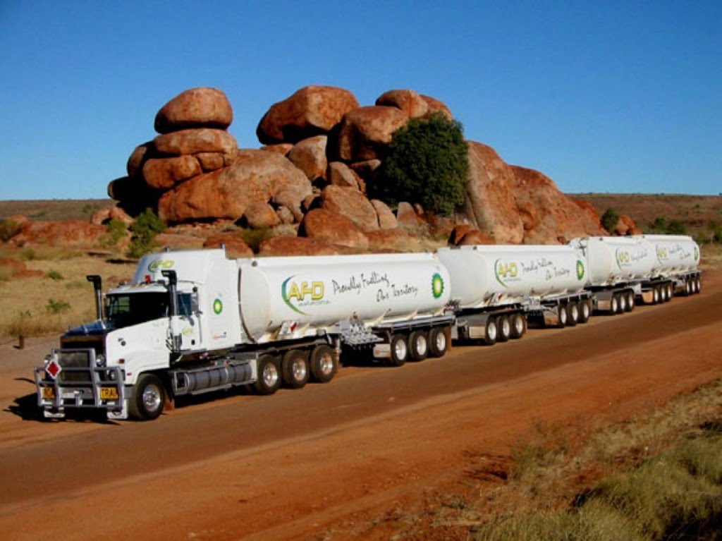 road-train-australia.jpg