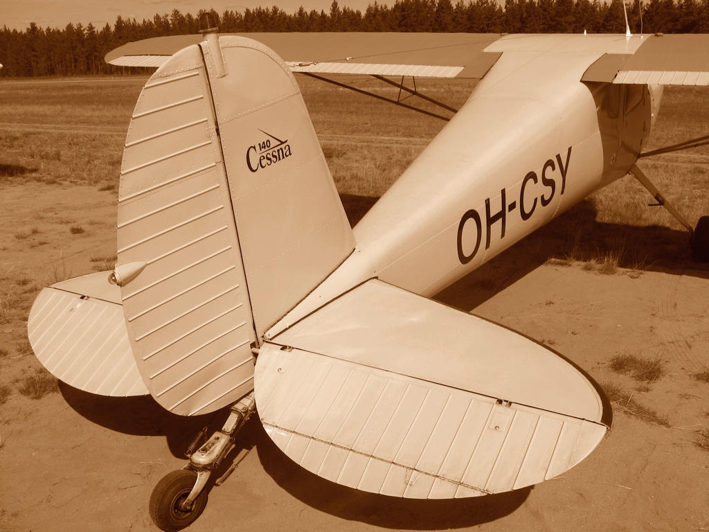 cessna_140_oh_csy_by_perttime-d6cj3ls.jpg