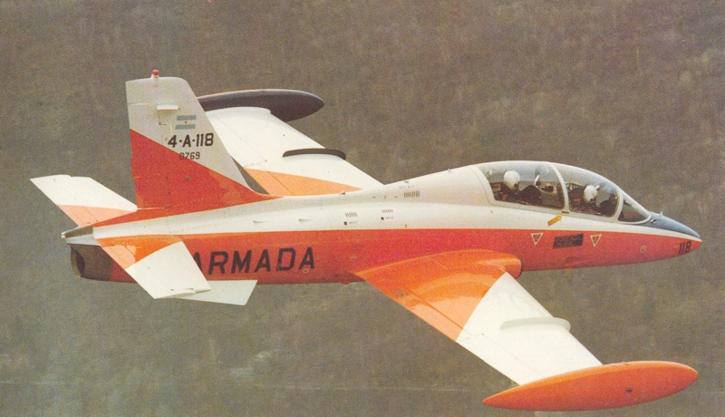MB339-4-A-118-vermelho-e-branco.jpg