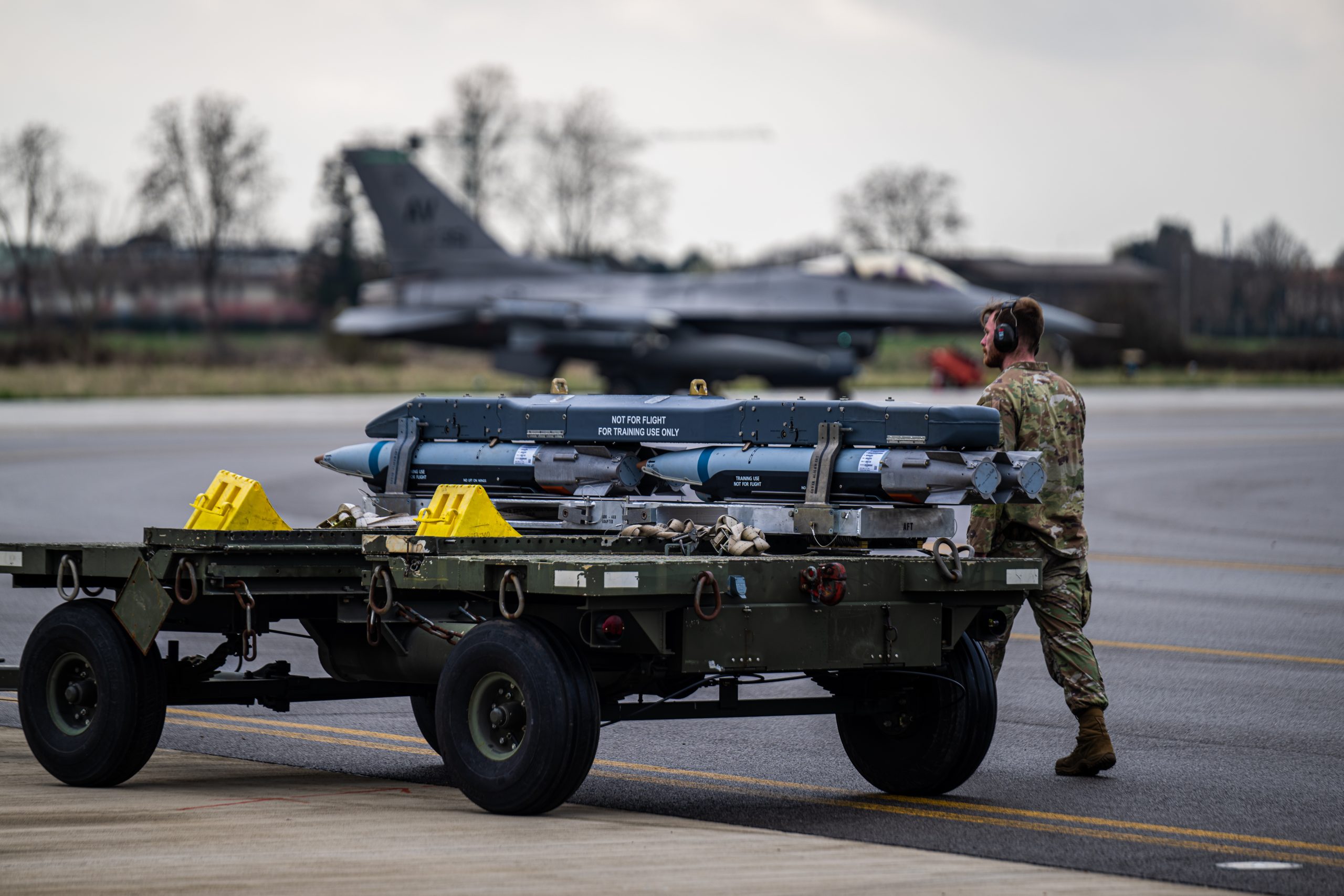 www.airandspaceforces.com