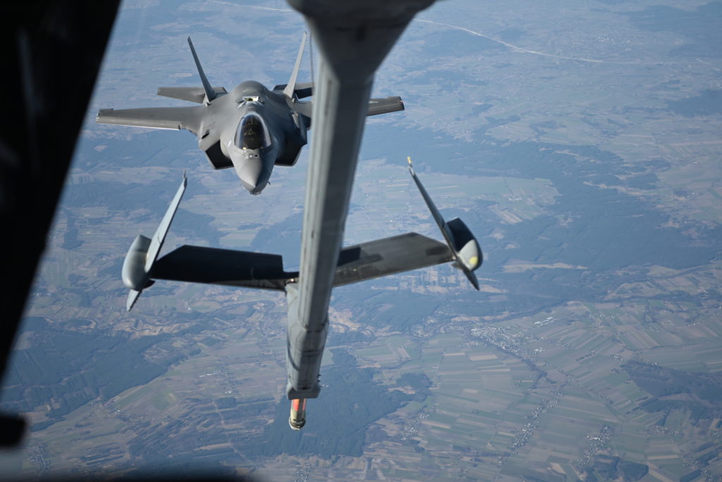 www.airforcemag.com