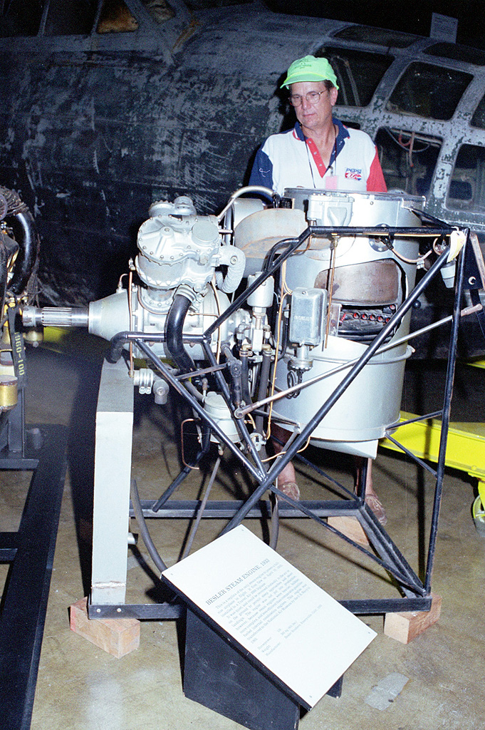 18_Bessler_Steam_Engine_and_Al_R.jpg