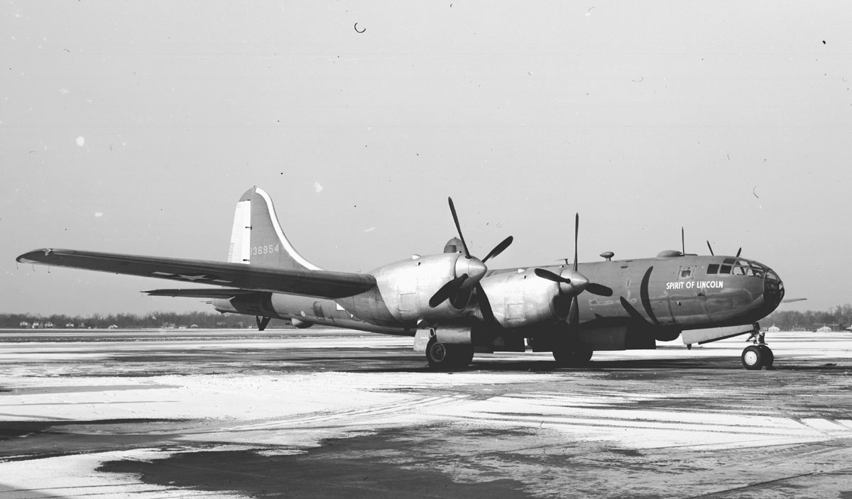 Boeing-GM_XB-39_41-36954_(5412707154).jpg