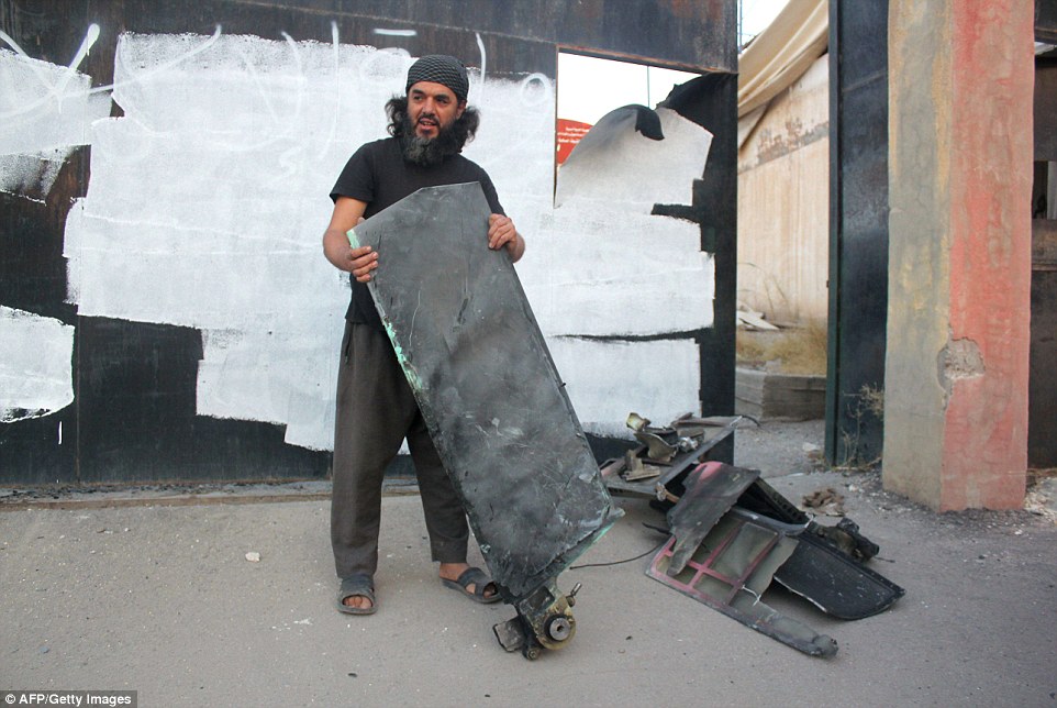 1411477274395_wps_21_A_fighter_from_the_Islami.jpg