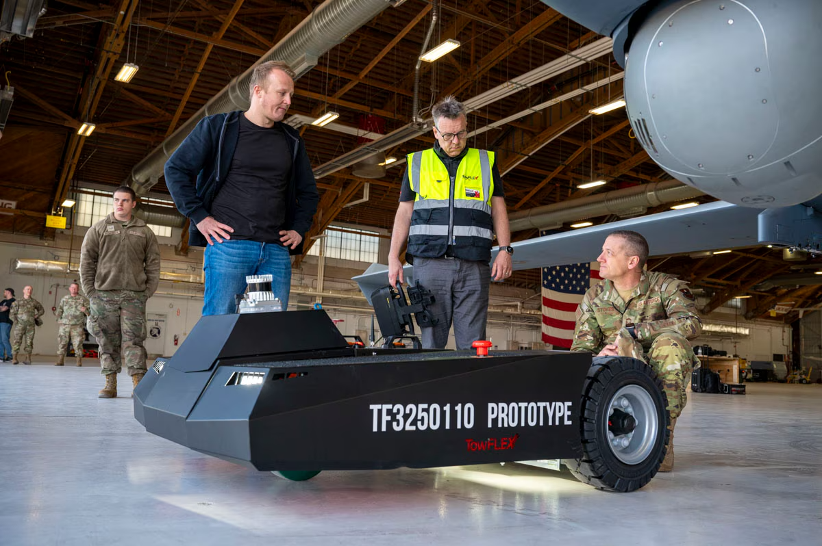 www.airandspaceforces.com