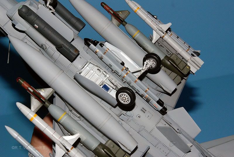 F16GSF14.jpg
