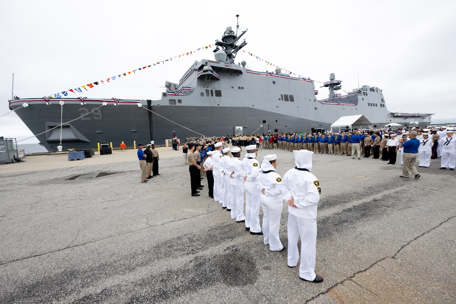www.navalnews.com