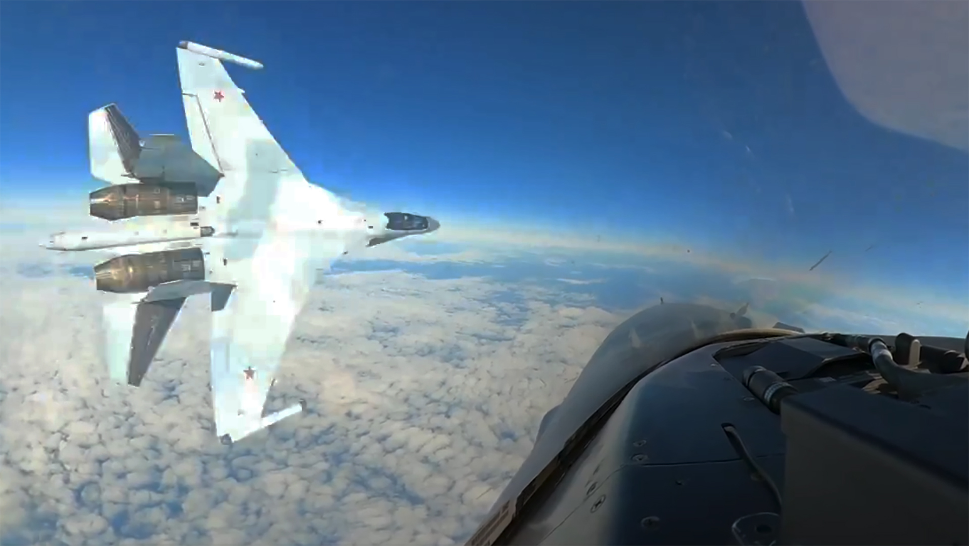 SU35-alaska.jpg