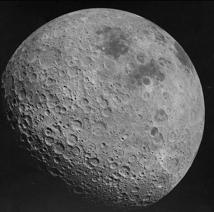 724px-Back_side_of_the_Moon_AS16-3021.jpg