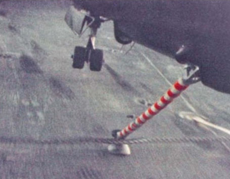 tailhook.jpg