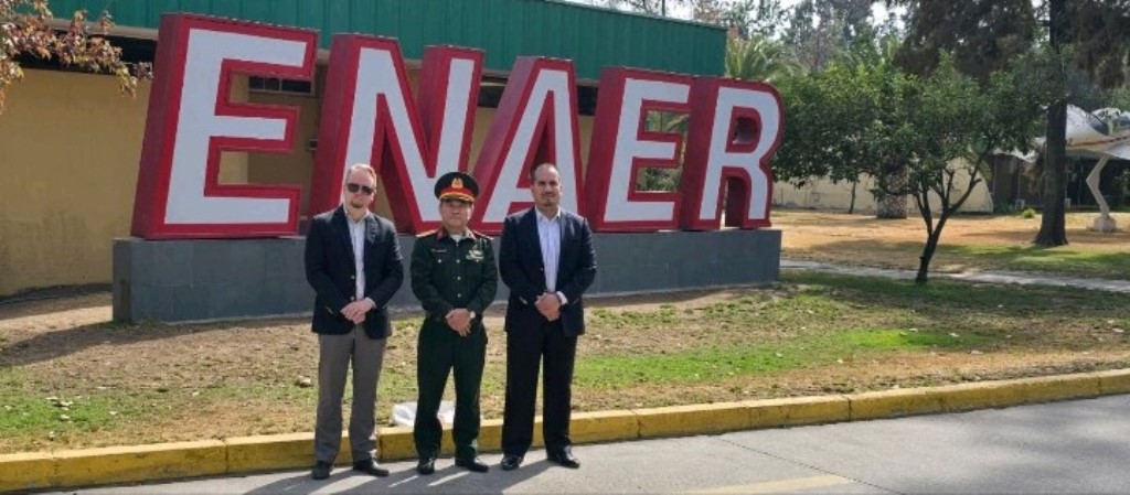 www.defensa.com
