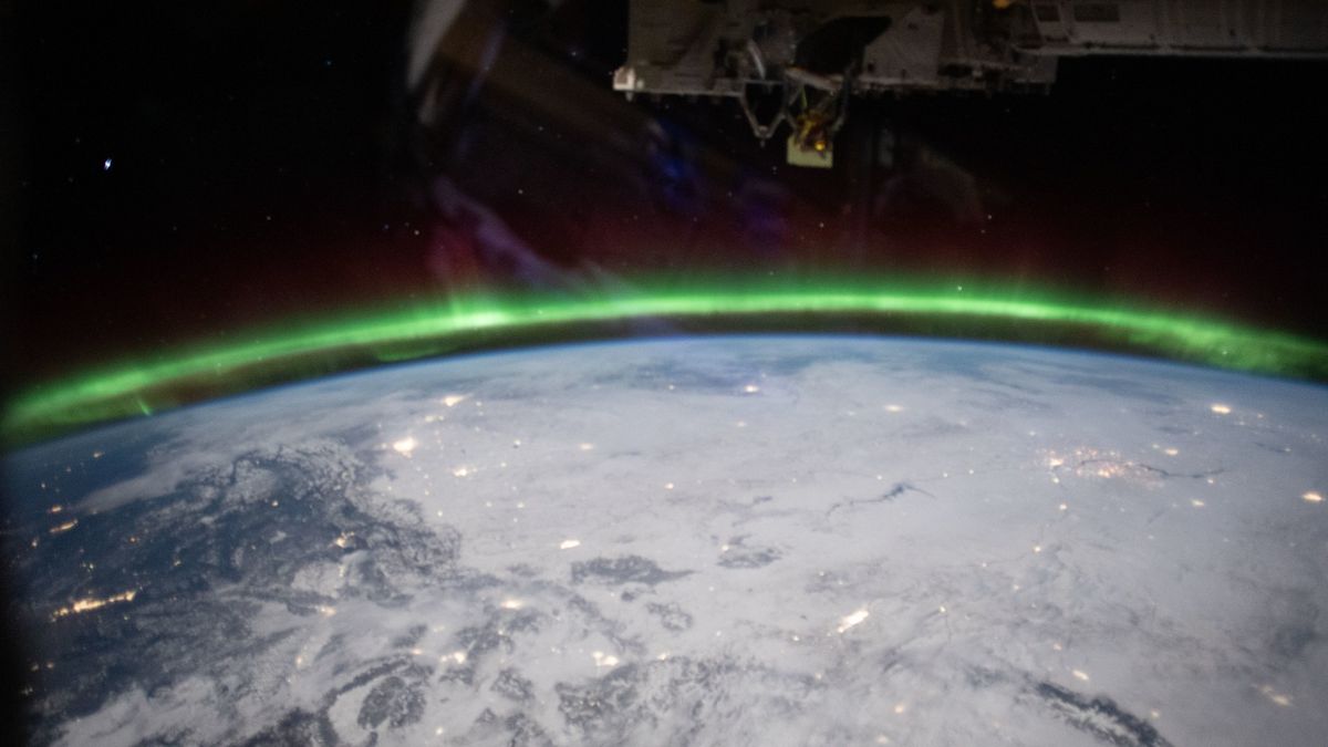 www.space.com