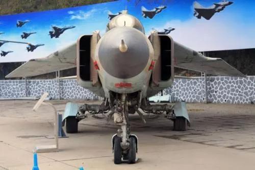 If the A31F cannot be introduced in time, the J-10 will really have to fly with a turbojet 15